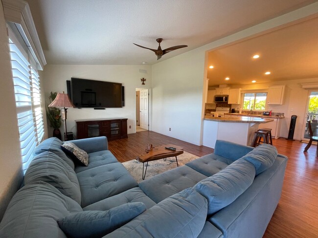 Building Photo - Fully Furnished Executive 3BR / 2BA Home on Pukalani Golf Course