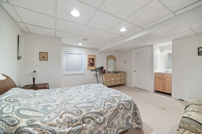 Building Photo - 32504 Millstone Cir