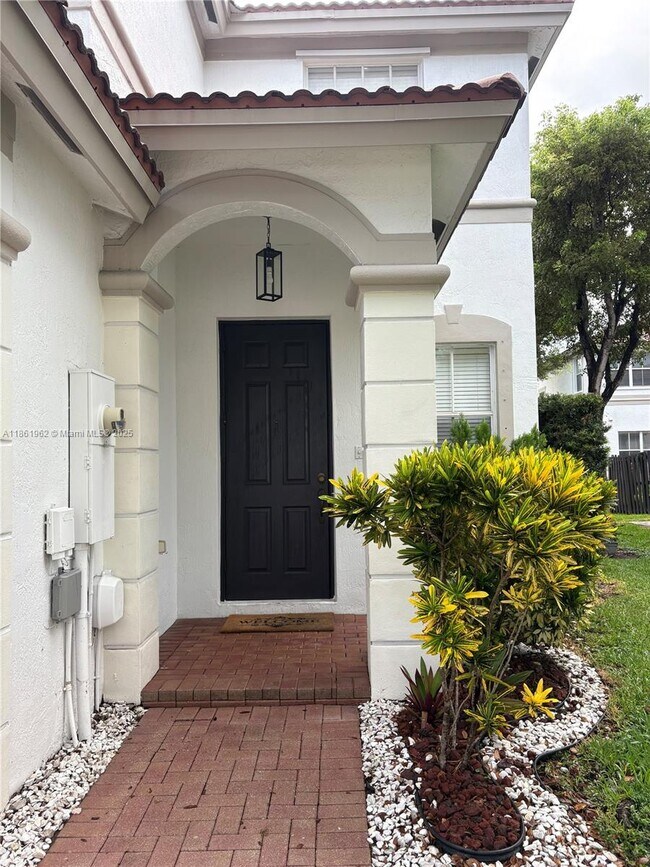 Building Photo - 8108 NW 108th Ct