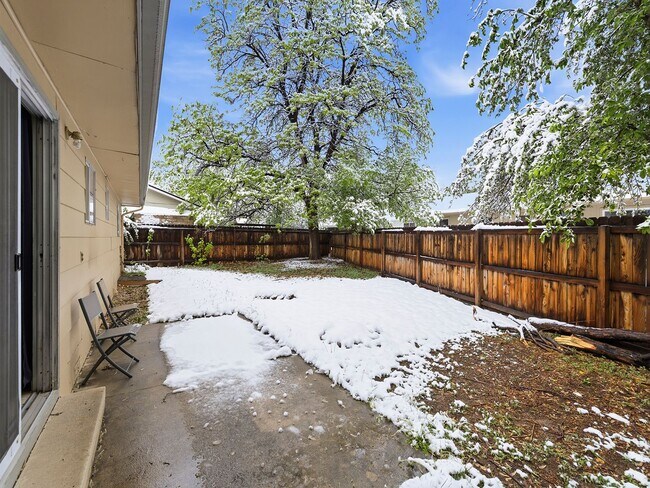 Building Photo - Prime Old Town Access | 3 Bed Home Near City Park + Downtown