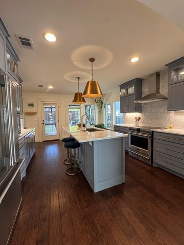 Building Photo - 4057 W 7th St