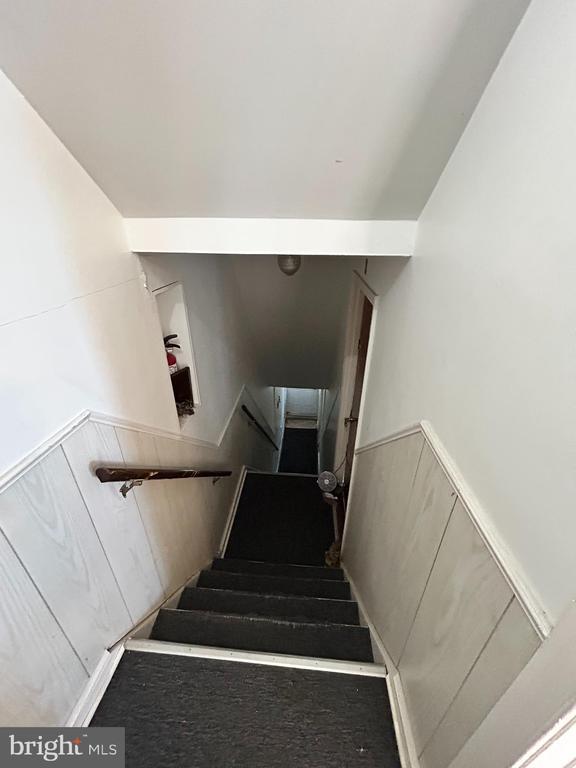 Building Photo - 176 Davisville Rd