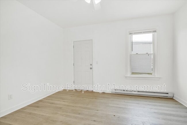 Building Photo - 107-115 West Church Street - 109
