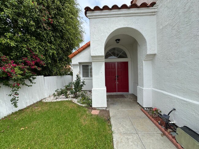 Building Photo - 1423 Portofino Dr