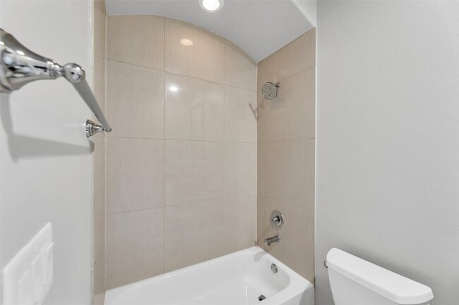 Building Photo - 2711 Arabelle Grove