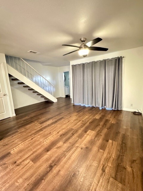 Building Photo - 5434 Roundtree Ct