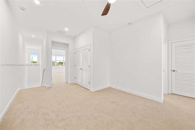 Building Photo - 3542 NW Solange Ct
