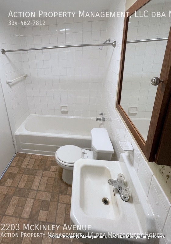 Building Photo - 2203 McKinley Ave