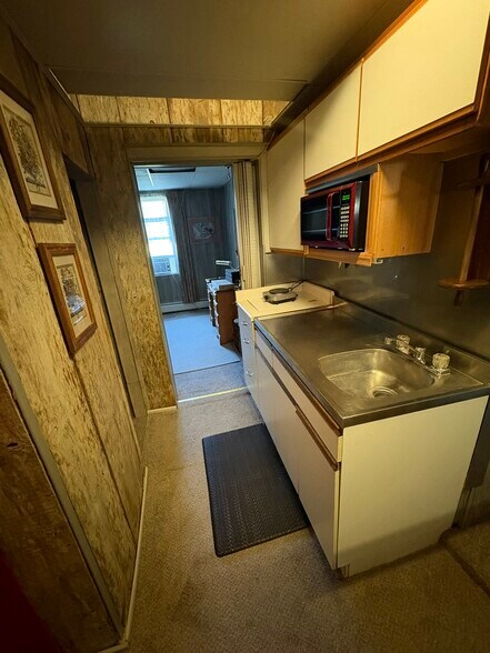 Building Photo - 47 Fair Acres Dr