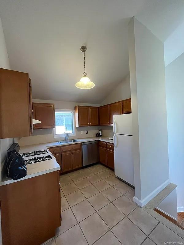 Building Photo - 157-24 20th Rd