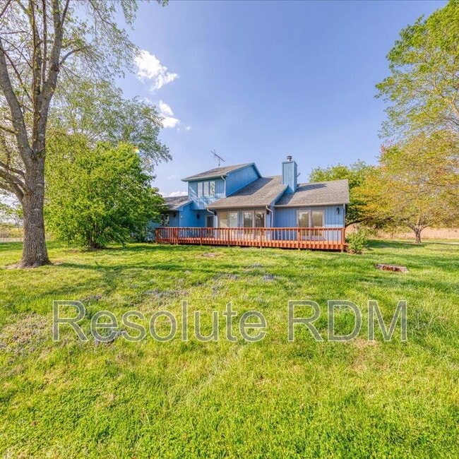 Building Photo - 12001 E 300 S