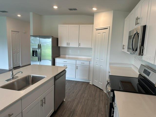 Building Photo - 4593 SW 81st Lp