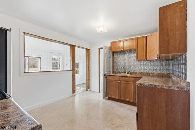 Building Photo - 111 Co Rd 645