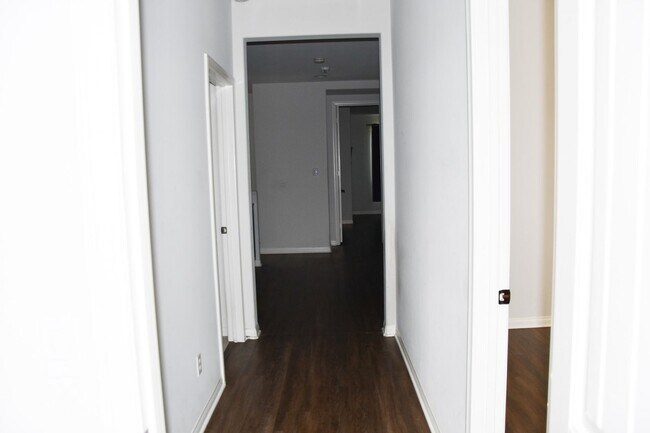 Building Photo - 3225 Donovan Ranch Rd