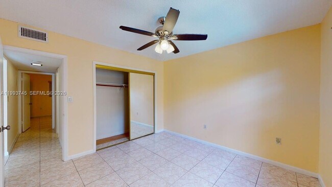 Building Photo - 1955 NE 135th St