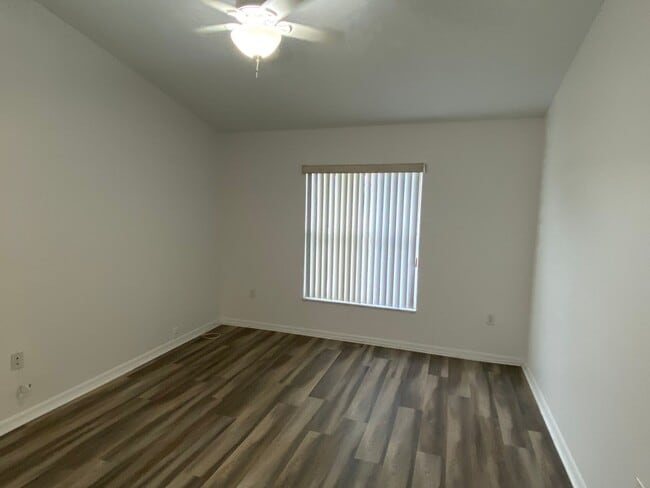 Building Photo - House for rent