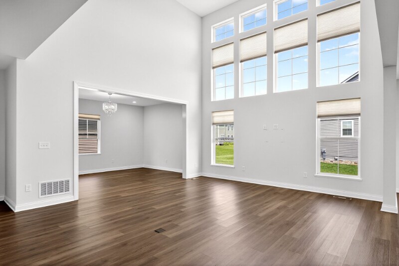 Building Photo - 7425 Yarrow Run Rd