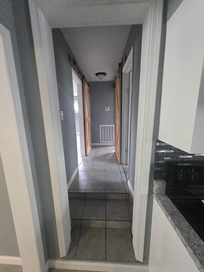 Building Photo - Newly Remodeled 3 Bedroom Home in Mosheim, TN – Move-In Ready!