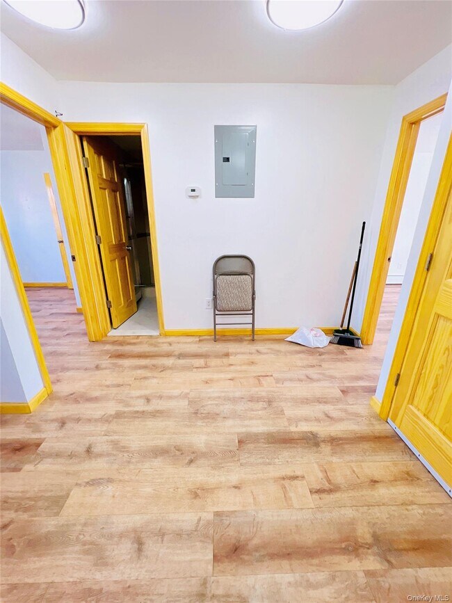 Building Photo - 170-11 Lithonia Ave