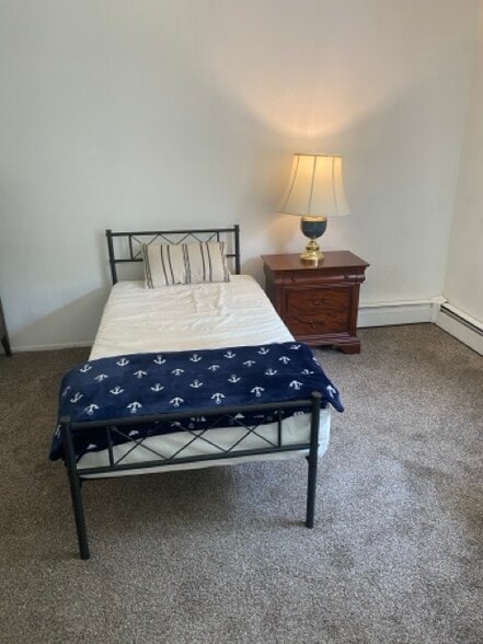 Building Photo - 42 Patricia Ln