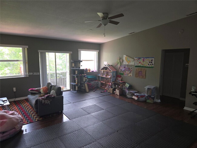 Building Photo - 11903 SW 273rd St