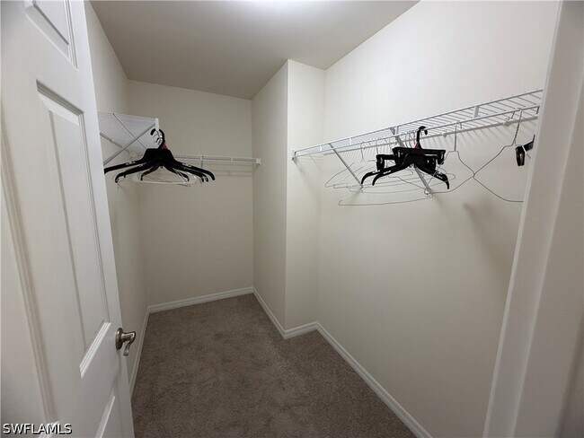 Building Photo - 513 Ella Jean Pl