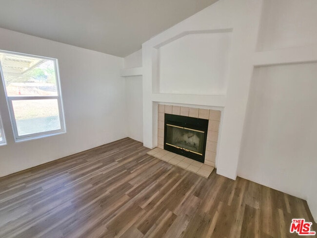 Building Photo - 25120 Charina Ln