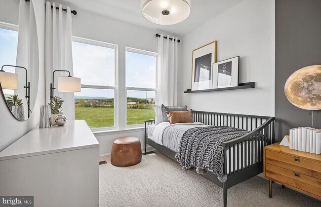 Building Photo - 14400 Leafhopper Dr