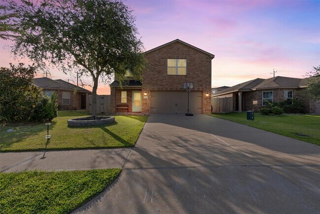 Primary Photo - 2913 Seacrest Ln