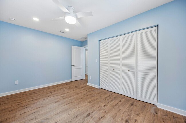 Building Photo - Newly Remodeled Beachside Home – Walk to the Ocean