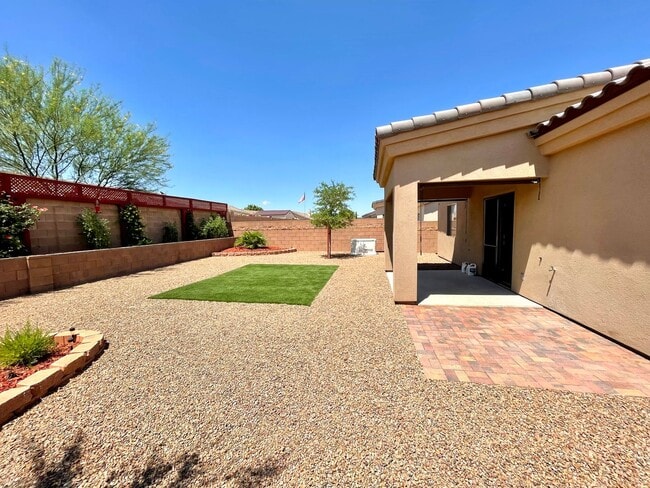 Building Photo - Beautiful 3 Bedroom Home in Gated Community!