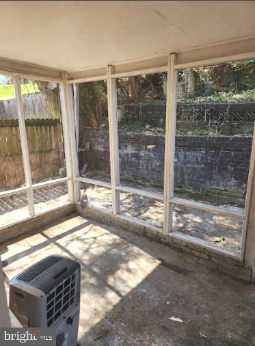 Building Photo - 329 Burns St SE