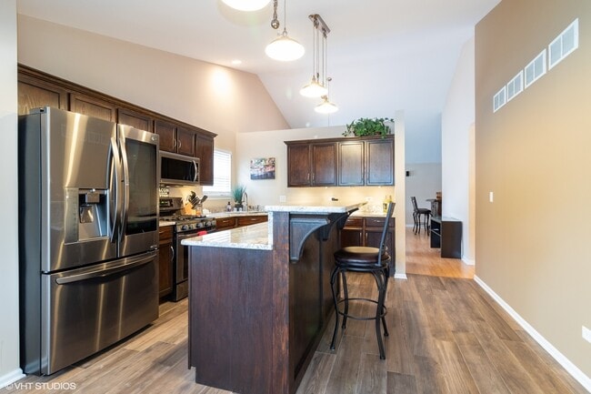 Building Photo - 3007 Chestnut Pointe Dr