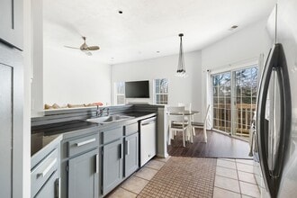 Building Photo - 5033 Beech Ct