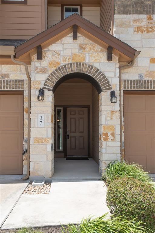 Building Photo - 1001 Zodiac Ln