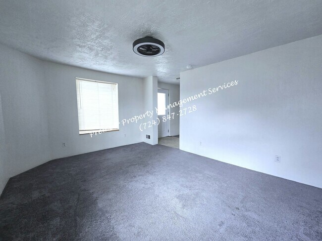 Building Photo - 455 E Jefferson St