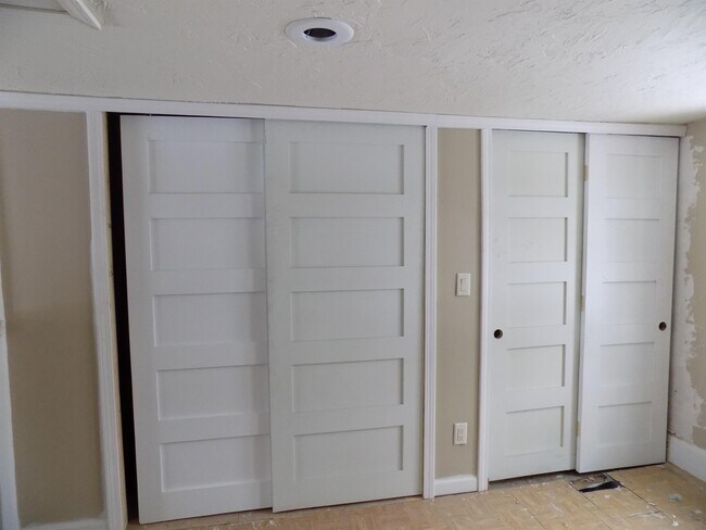 Building Photo - 1214 S Eaton St