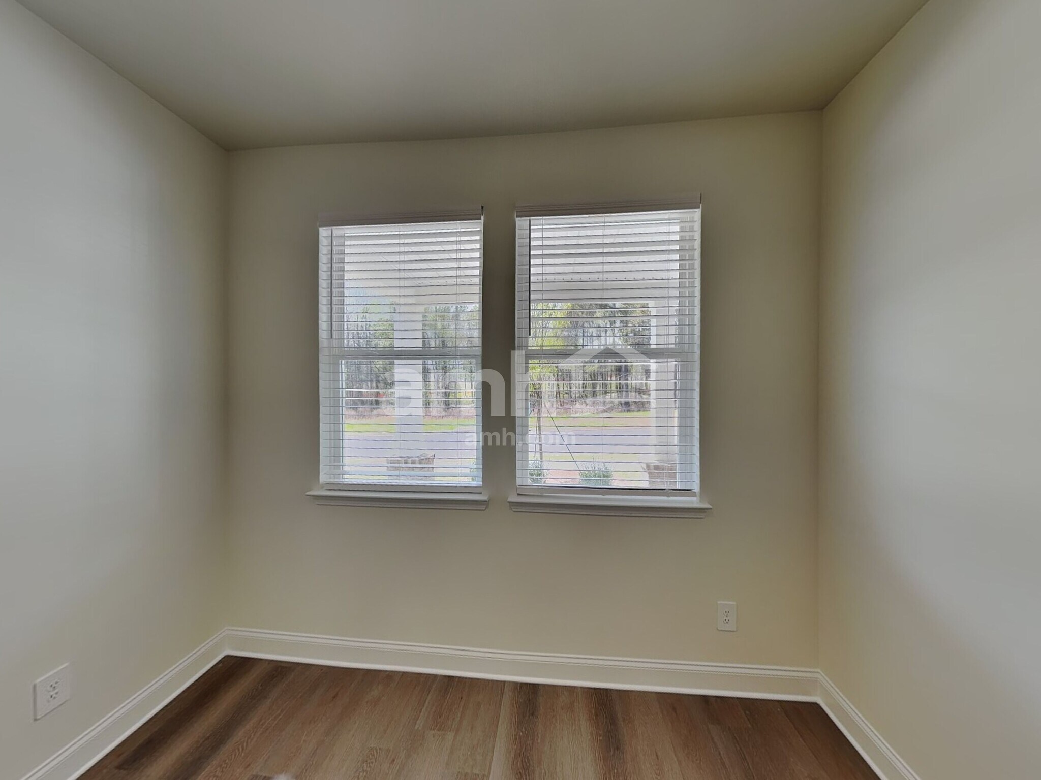 Building Photo - 3622 Creek View Cir