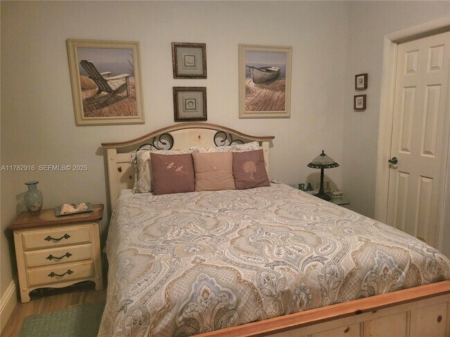 Building Photo - 3880 N Hwy A1A