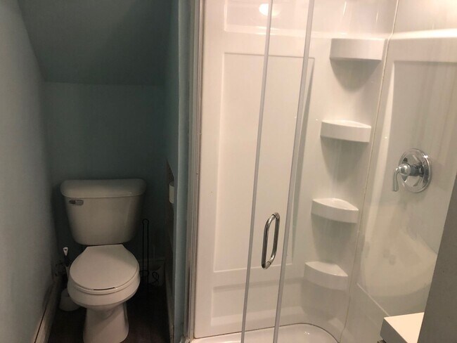 Building Photo - JUNE move in, 6BR house