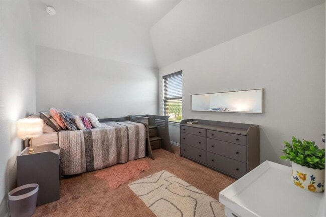 Building Photo - 100 Orvieto Cove