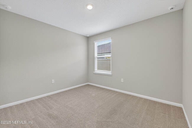 Building Photo - 66108 Edgewater Dr