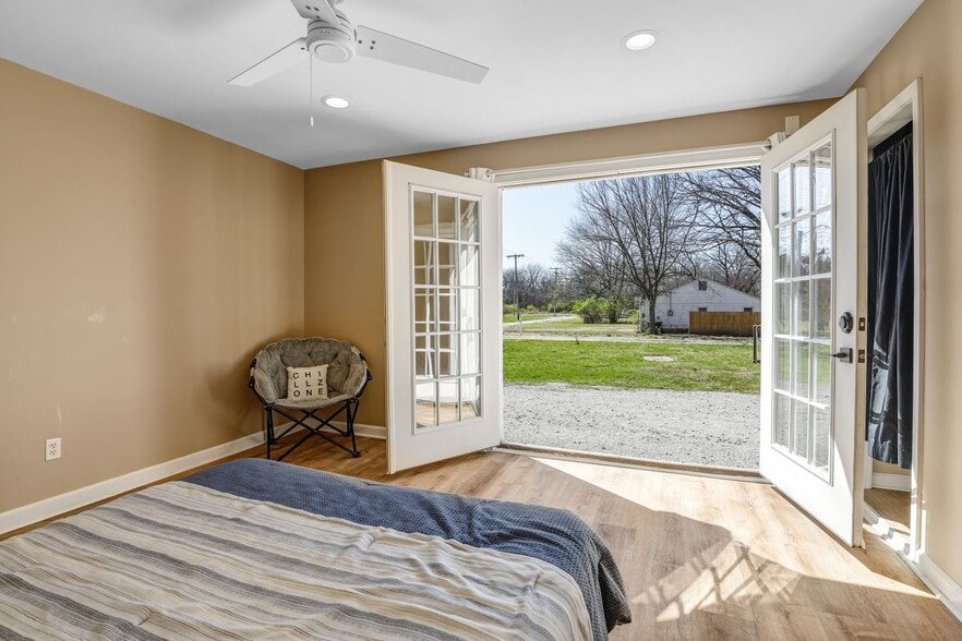 Building Photo - 5430 Oakley Ave