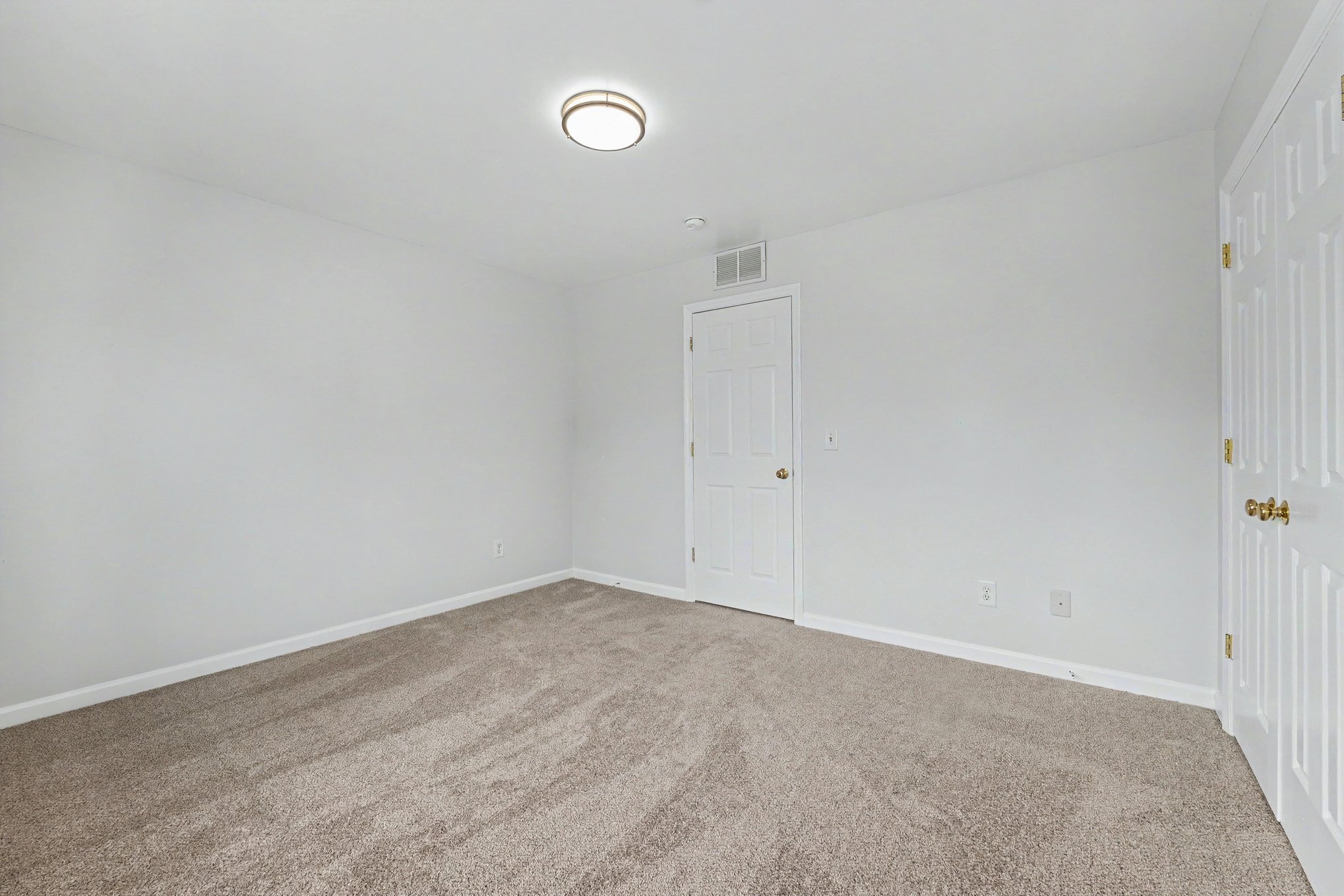 Building Photo - 2211 Charles Harshaw Ave