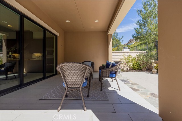 Building Photo - 40 Forster