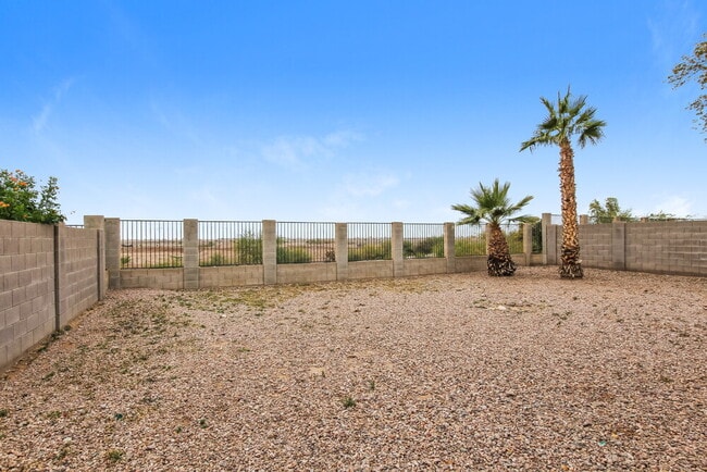 Building Photo - 8256 N 112th Ave