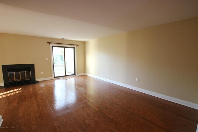 Building Photo - 51 Lenape Trail