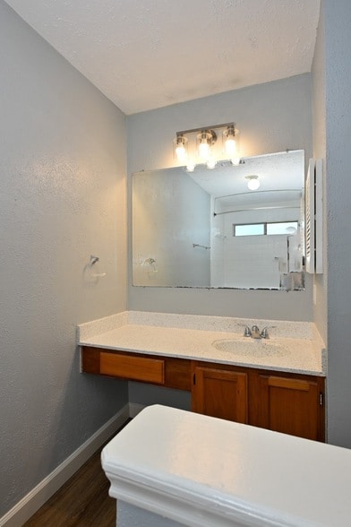 Building Photo - 6543 Liberty Valley Dr