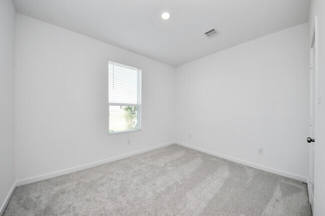 Building Photo - 16310 Chestnut Hvn Ln