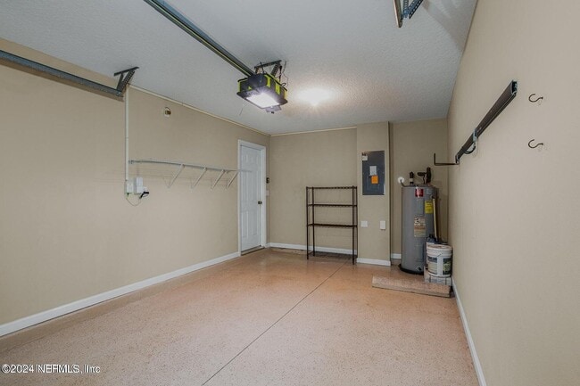 Building Photo - 1500 Calming Water Dr